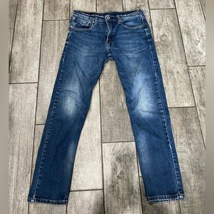 Women’s Levis 32 x 32